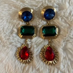 dangle earrings